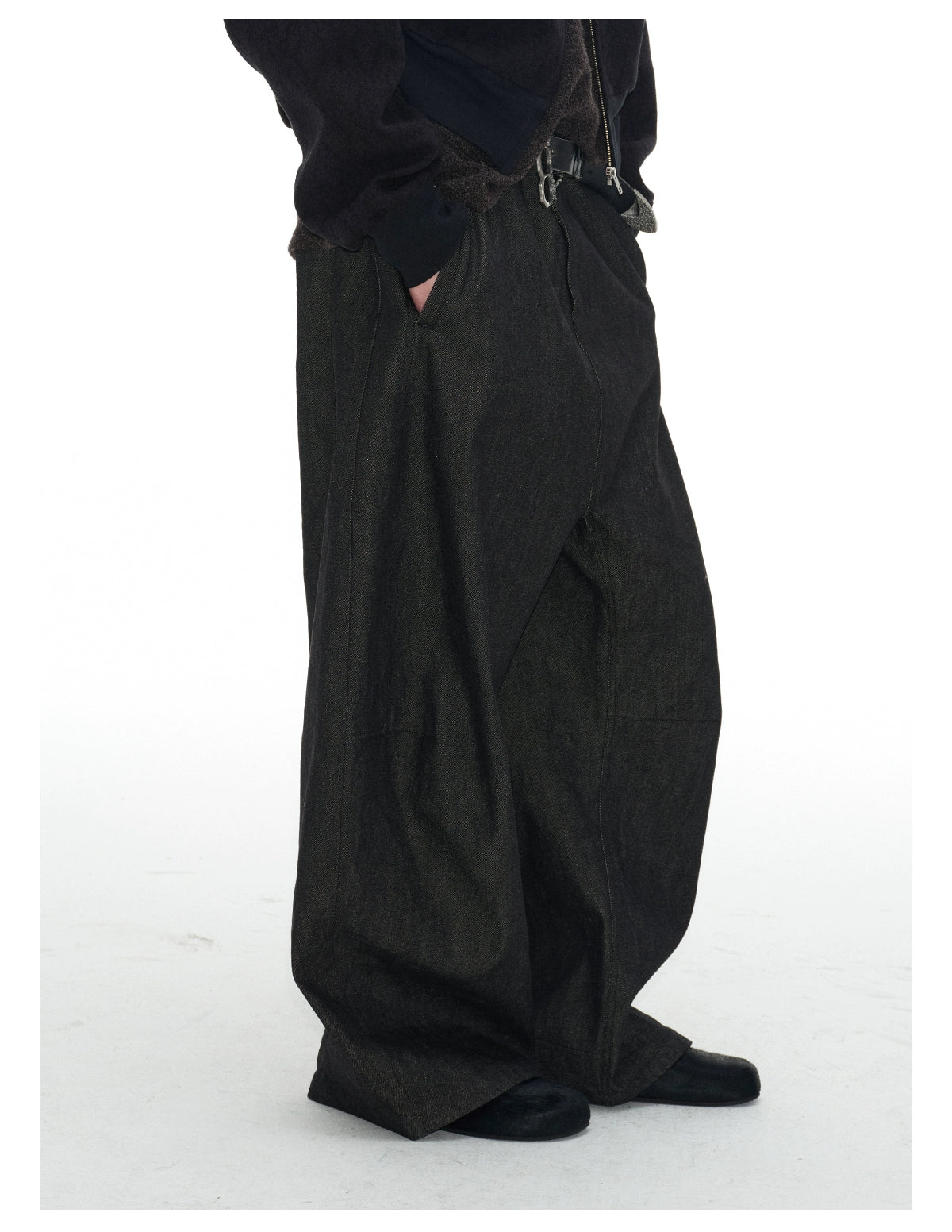 Low-Rise Pleated Raw Denim