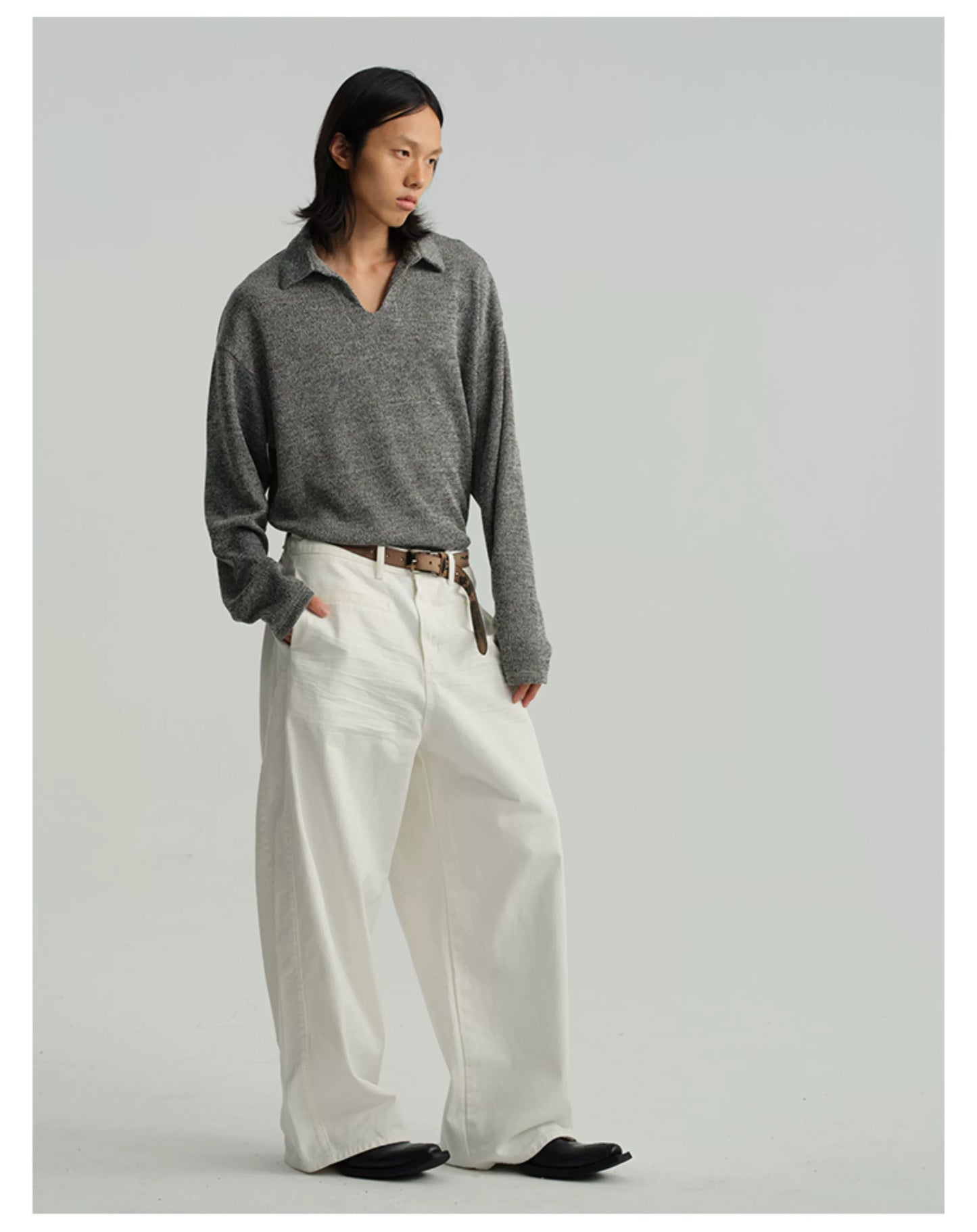 WHEAT SLEEVE Textured V-Neck Sweater