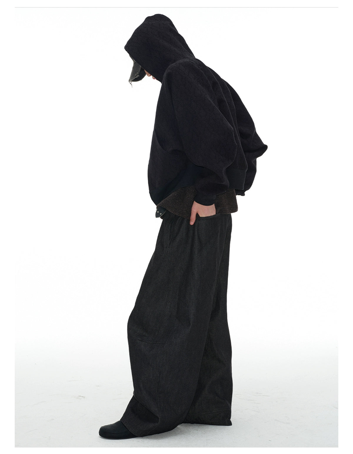 Low-Rise Pleated Raw Denim